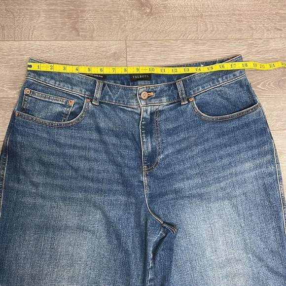 NWOT Talbots High Waist Strait Ankle Jean Ventura Wash 12 - Picture 8 of 15
